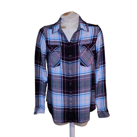 Aventura Women's Sz M Burgundy Plaid Flannel Long Sleeve Snap Front Shirt - Picture 1 of 5